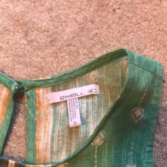 Colorful O’Neil flowy top - Picture 2 of 4